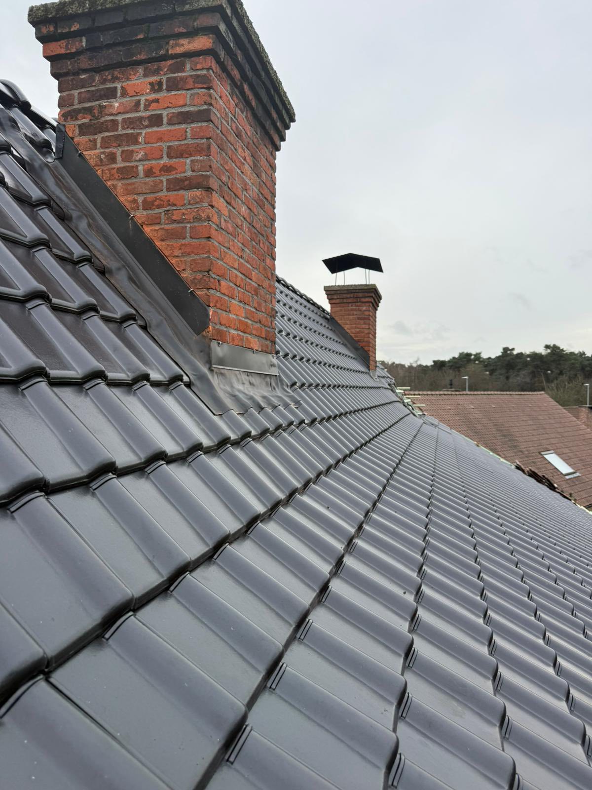 Afgewerkt dak met dakpannen